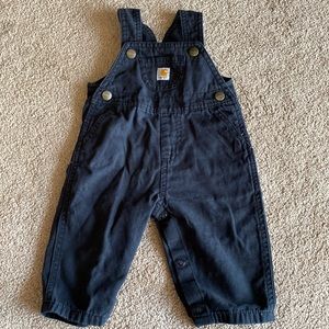 9M black carhartt overalls
